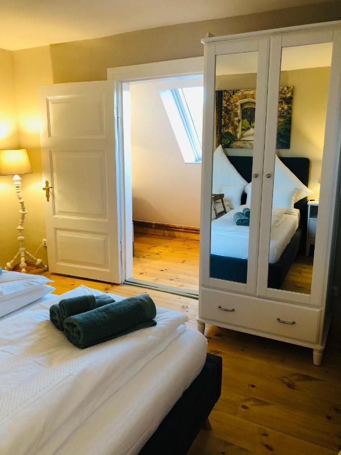 Ferienwohnung C Im Ferienhaus Antika 拉策堡 外观 照片