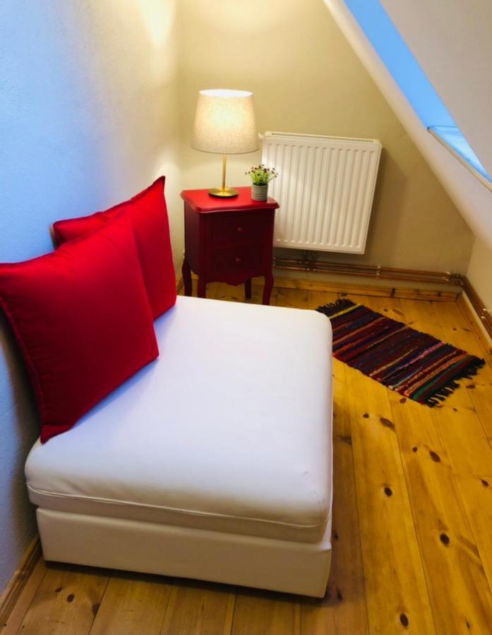 Ferienwohnung C Im Ferienhaus Antika 拉策堡 外观 照片