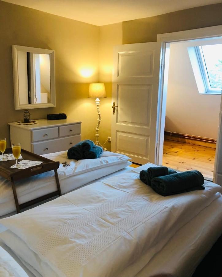 Ferienwohnung C Im Ferienhaus Antika 拉策堡 外观 照片