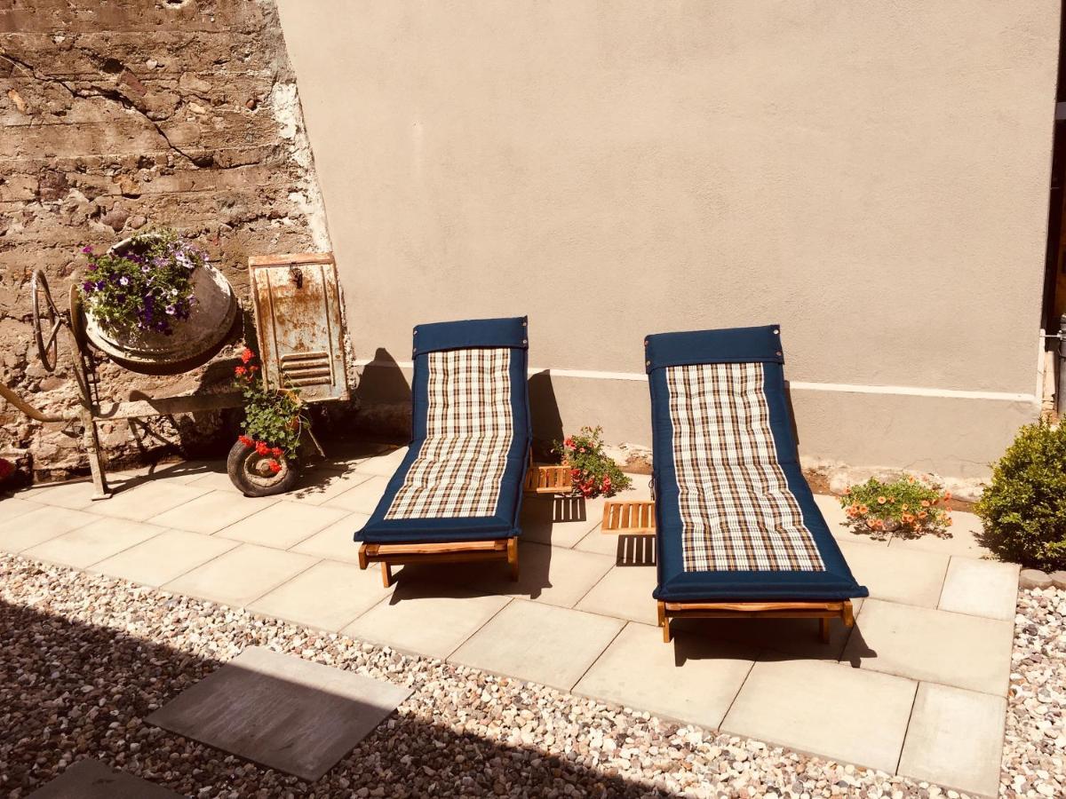 Ferienwohnung C Im Ferienhaus Antika 拉策堡 外观 照片